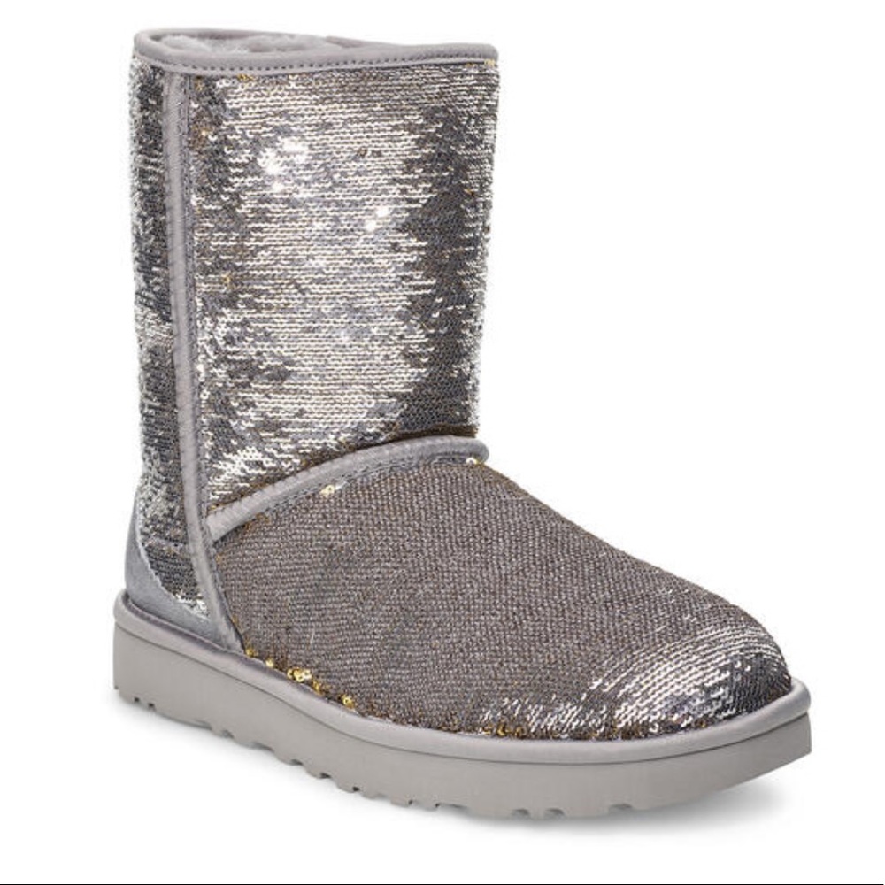 NEW! Ugg short- cosmo sequence silver/ gold